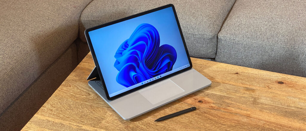 Microsoft Surface Laptop Studio 2 i7-13800H / RTX 2000 Ada / 64GB / 1TB