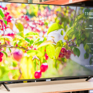 Panasonic W95A 85 85"