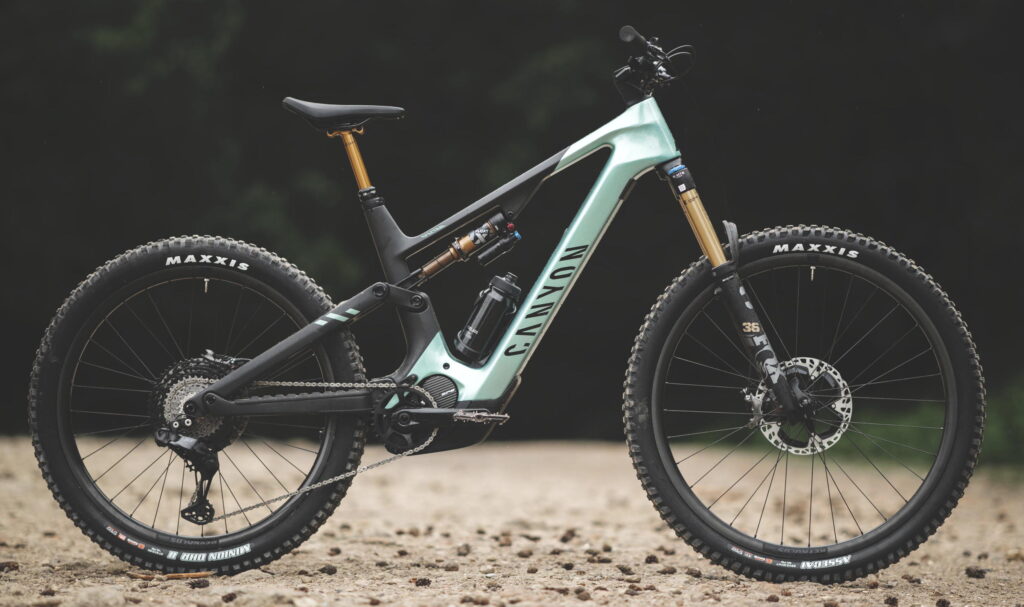 Canyon Spectral:ON CFR LTD