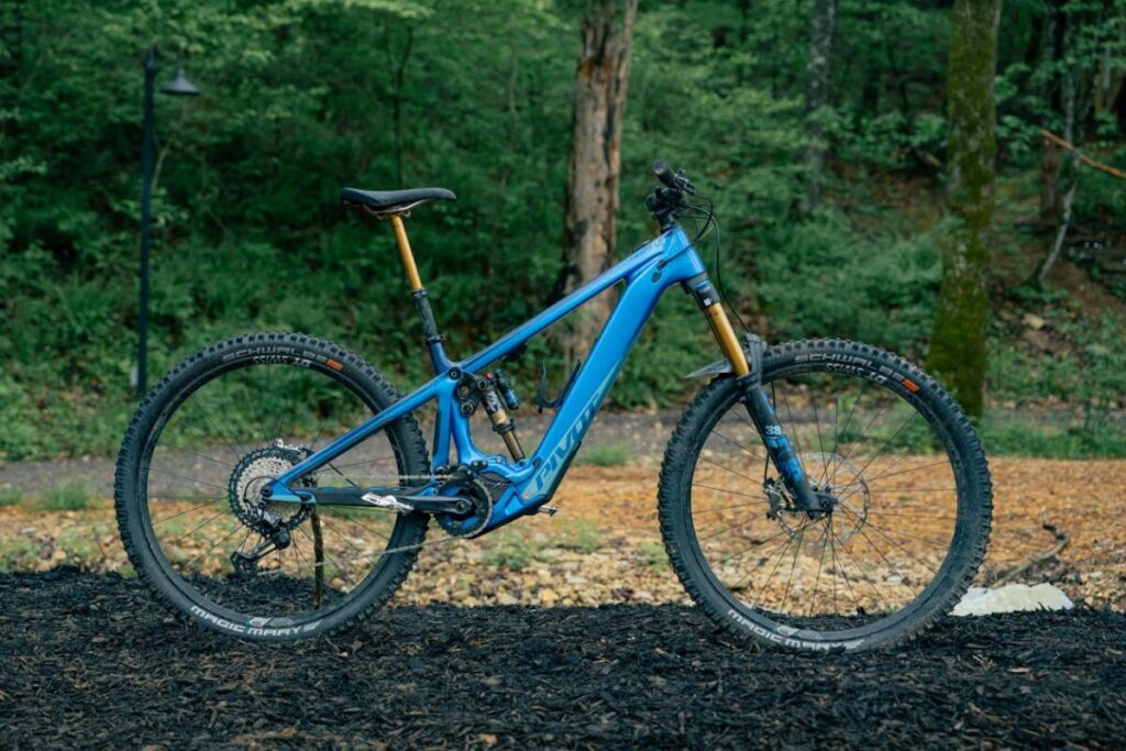 Pivot Shuttle LT Team XTR