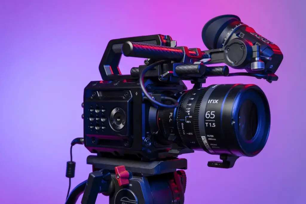 Blackmagic Pyxis 6K EF