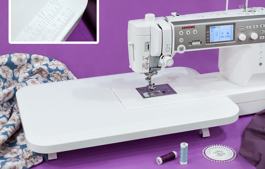 Janome Memory Craft 6700P White