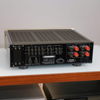 Accuphase A-47 Black